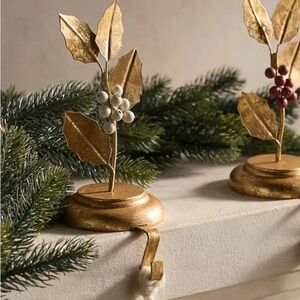 New Anthropologie Terrain Holly White Berries Christmas Stocking Holder Gold